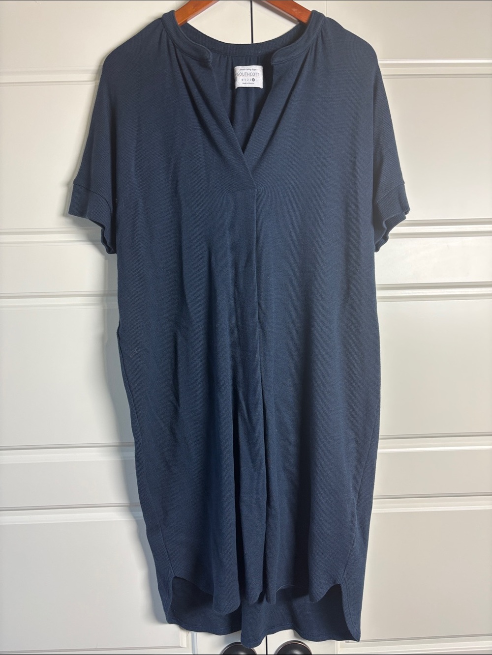 SOUTHCOTT Navy Blue V-Neck Short Sleeve Shift Dress